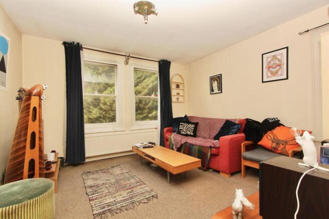 Cranwich Road, N16