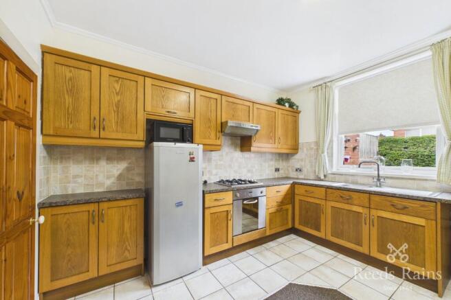 3 bed Terraced for sale Image 4