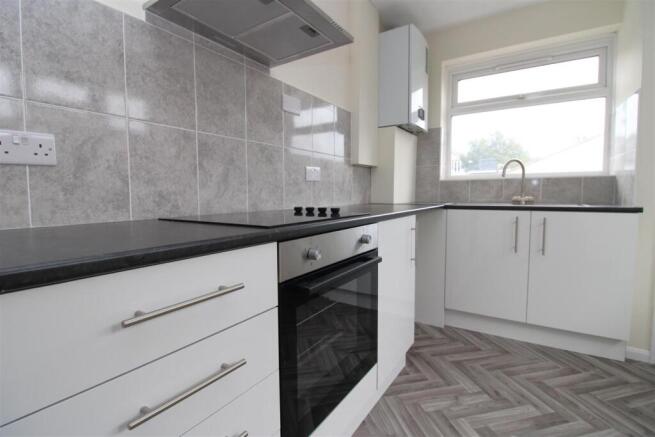 Kitchen 1.JPG