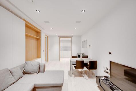 Duchess Walk, London, SE1