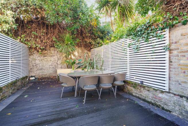 Sulgrave Road