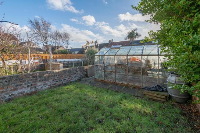 REAR GARDEN AGAIN