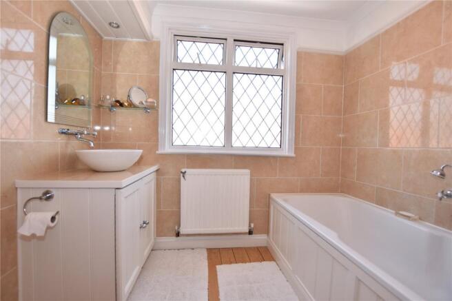 Bathroom/Wc