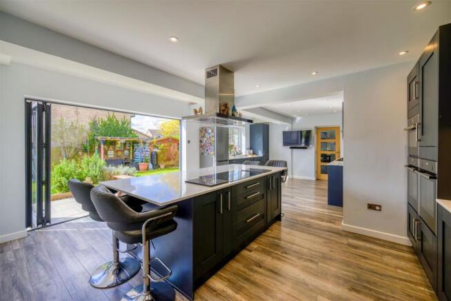 The Elms - Internal (38 of 47).jpg