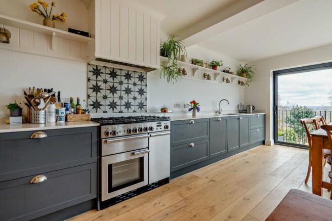 Kitchen/Dining
