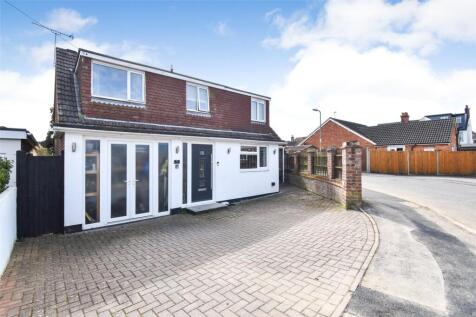Royale Close, Aldershot, Hampshire, GU11