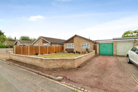 Mowbray Crescent, Stotfold, Hitchin