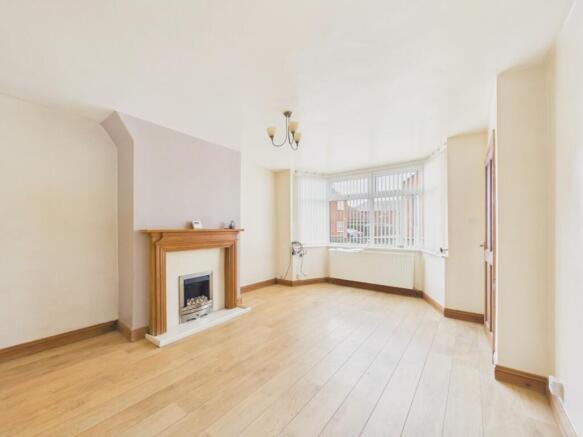 3 bed Semi-Detached for sale Image 5