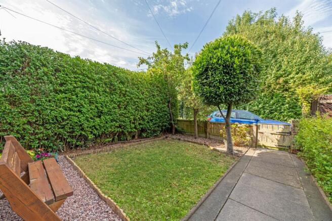 Crosland Terrace, Helsby, WA6 photo 2