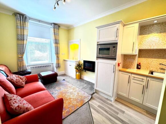 Living Room/Kitchen