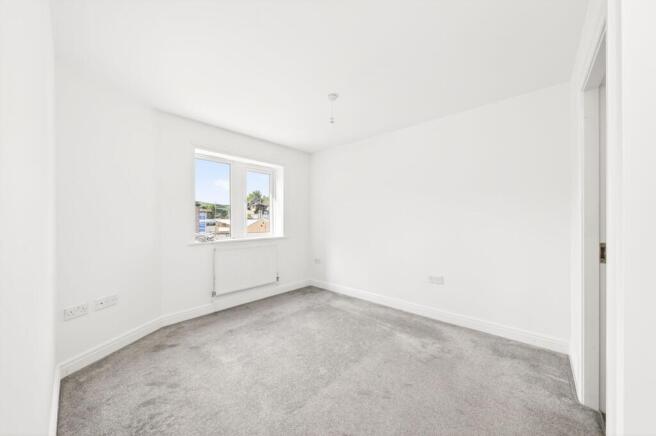 4 bed Detached for sale Image 11