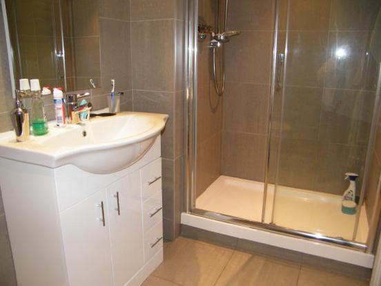 En-Suite Shower Rm