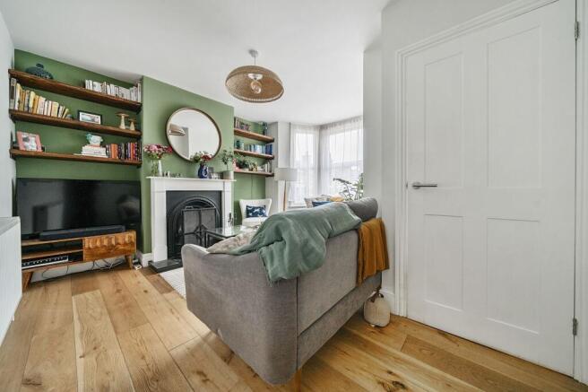 Living Room (3)