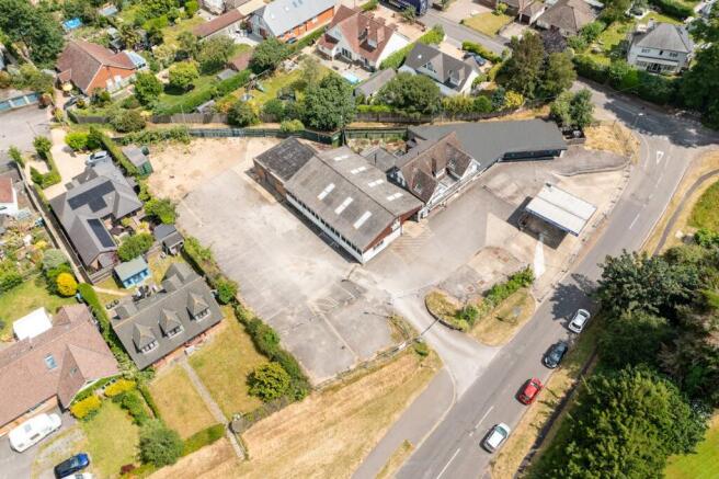 Wells Garage Ringwood_1.jpg