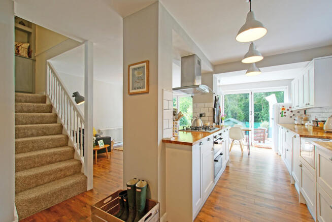 Kitchen/Dining 