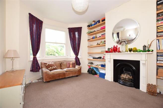 Sitting Room/ Bedroom 7