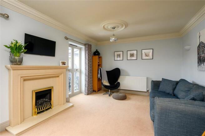 3 bed House for sale Image 9