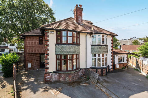 Greyshiels Avenue, Headingley, Leeds, LS6