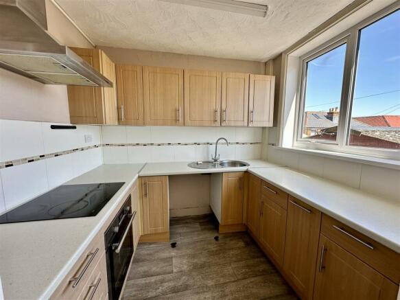 Kitchen: