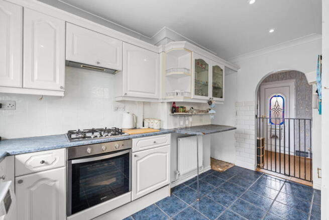3 bed Semi-Detached for sale Image 5