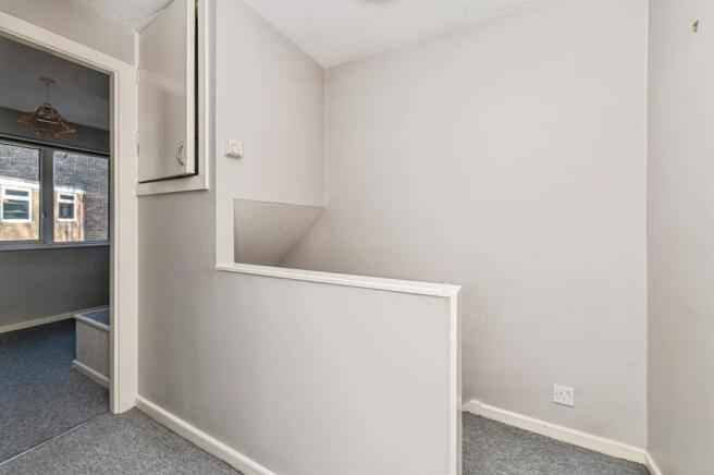 3 bed Terraced for sale Image 5