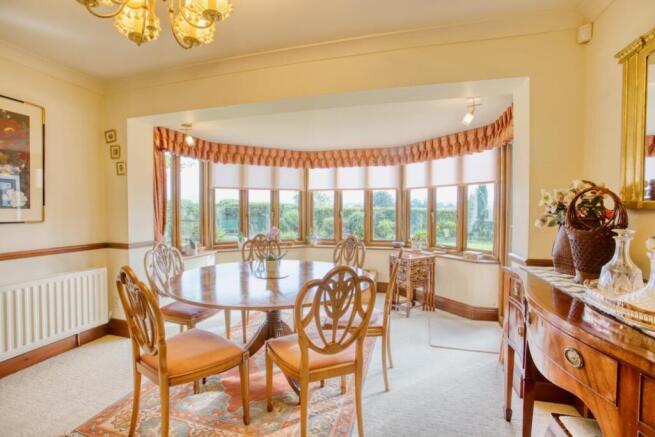 Dining room 2