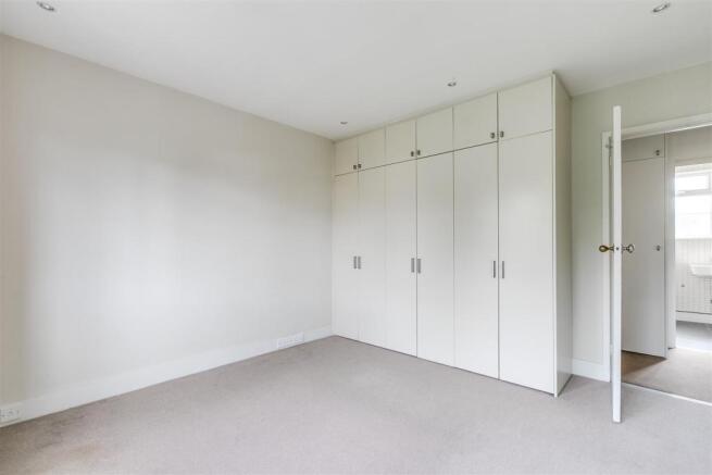 For Sale_St Catherine's court, W4