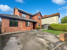 1, Rossdene Gardens, Dunmow CM6 1TR