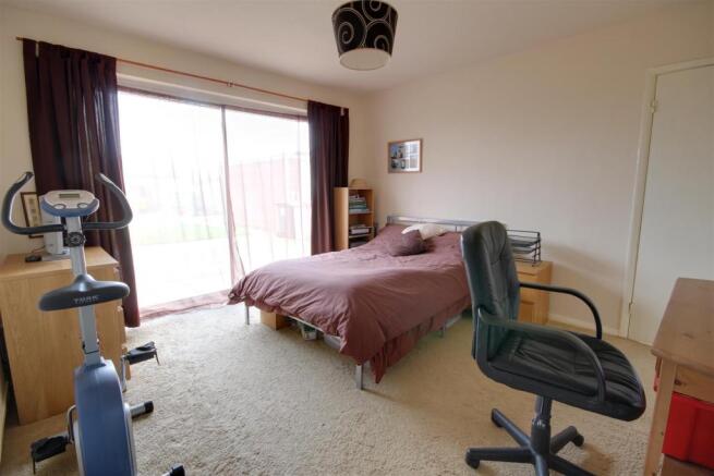 Bedroom 3/ Dining Ro