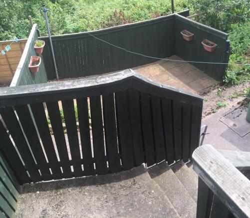 2 bed Terraced to rent Image 8