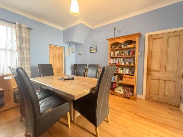 4 bed Terraced for sale Image 7