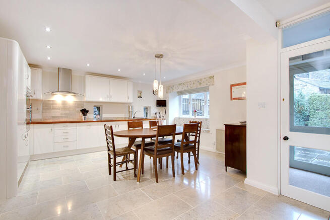 Dining kitchen