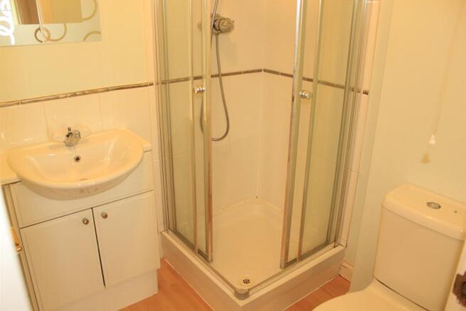 Bedroom 2 En-Suite