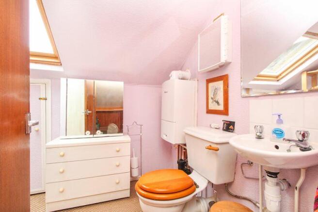 Bedroom One Toilet