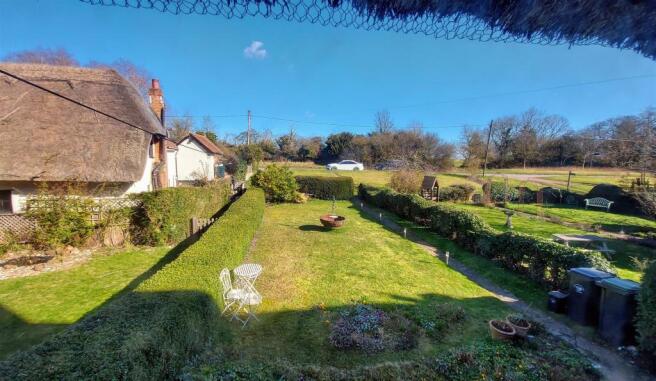 ATTRACTIVE FRONT GARDEN