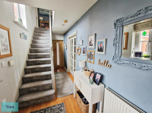 4 bed Detached for sale Image 6