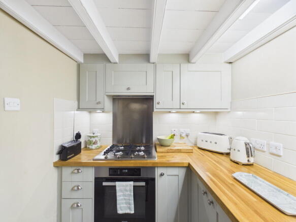 2 bed Cottage for sale Image 6