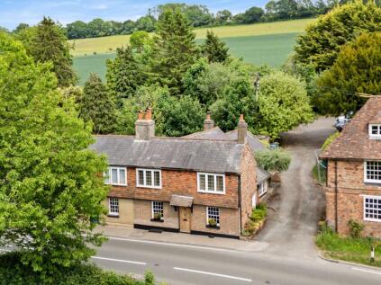 The Street, Denton, Canterbury, CT4