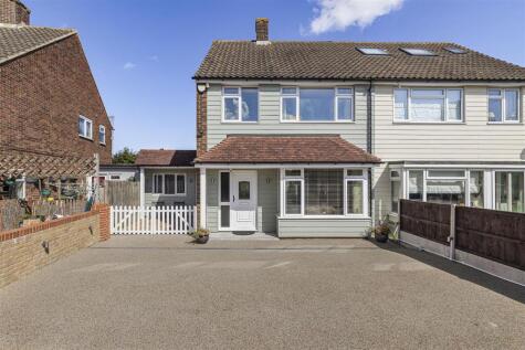 Whitegates Avenue, West Kingsdown, Sevenoaks