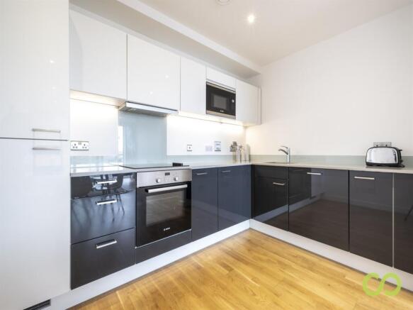 Kitchen (Main)