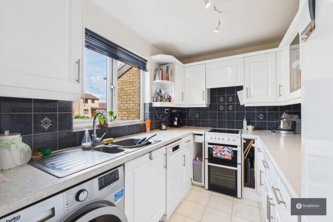 Glebe Close, Maids Moreton, MK18 photo 4