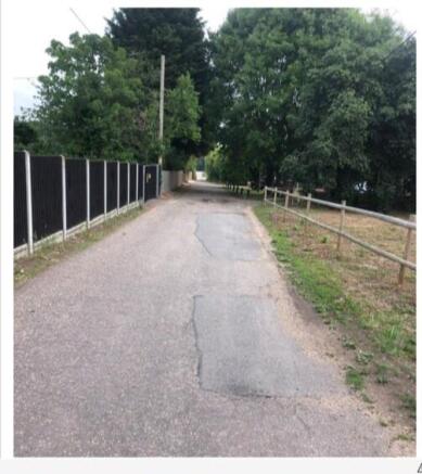 Country Lane Location 