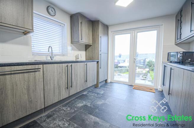 Fitted Kitchen