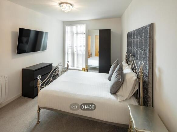 2 bed Apartment to rent Image 6