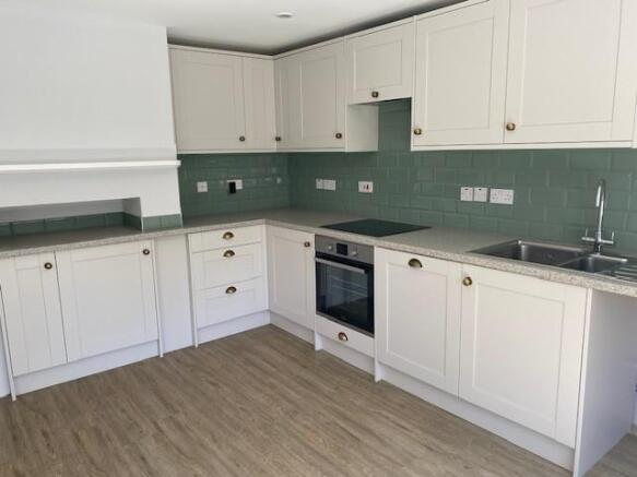 kitchen 2.jpg