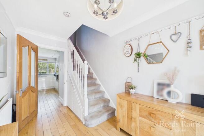 4 bed Semi-Detached for sale Image 11