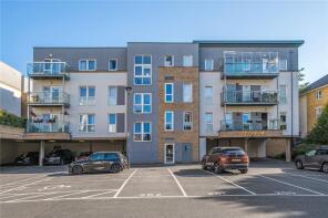Flat 21, 19 Regents Lodge, Porters Way, West Drayton UB7 9AA