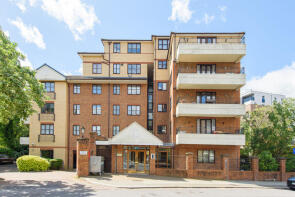 Flat 14, 103 Portman Heights, West Heath Road, Hampstead, London NW3 7TW