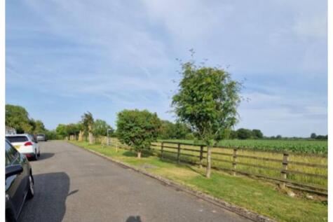 Avenue B, Upton, Gainsborough, DN21