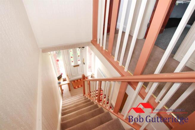 FIRST FLOOR LANDING